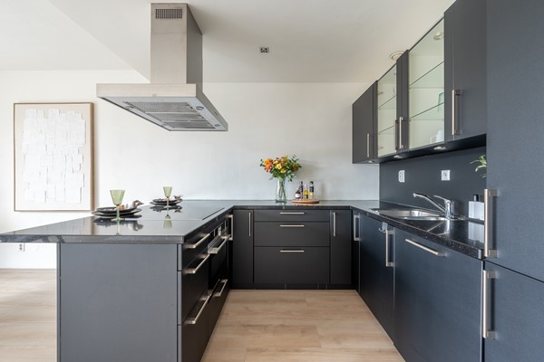 Julius Pergerstraat 19, Amsterdam (styled)-08.jpg